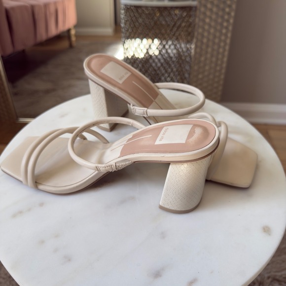 Dolce Vita Women's Cream Square Toe Block Heel Strappy Sandals - Picture 4 of 10